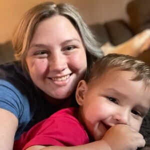 Meet your Posher, Alyssa